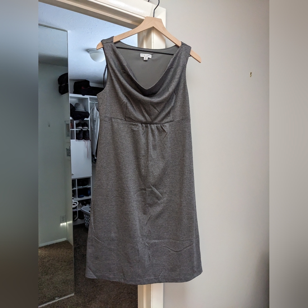 EUC Liz Lange Maternity Grey Sleeveless Dress - M